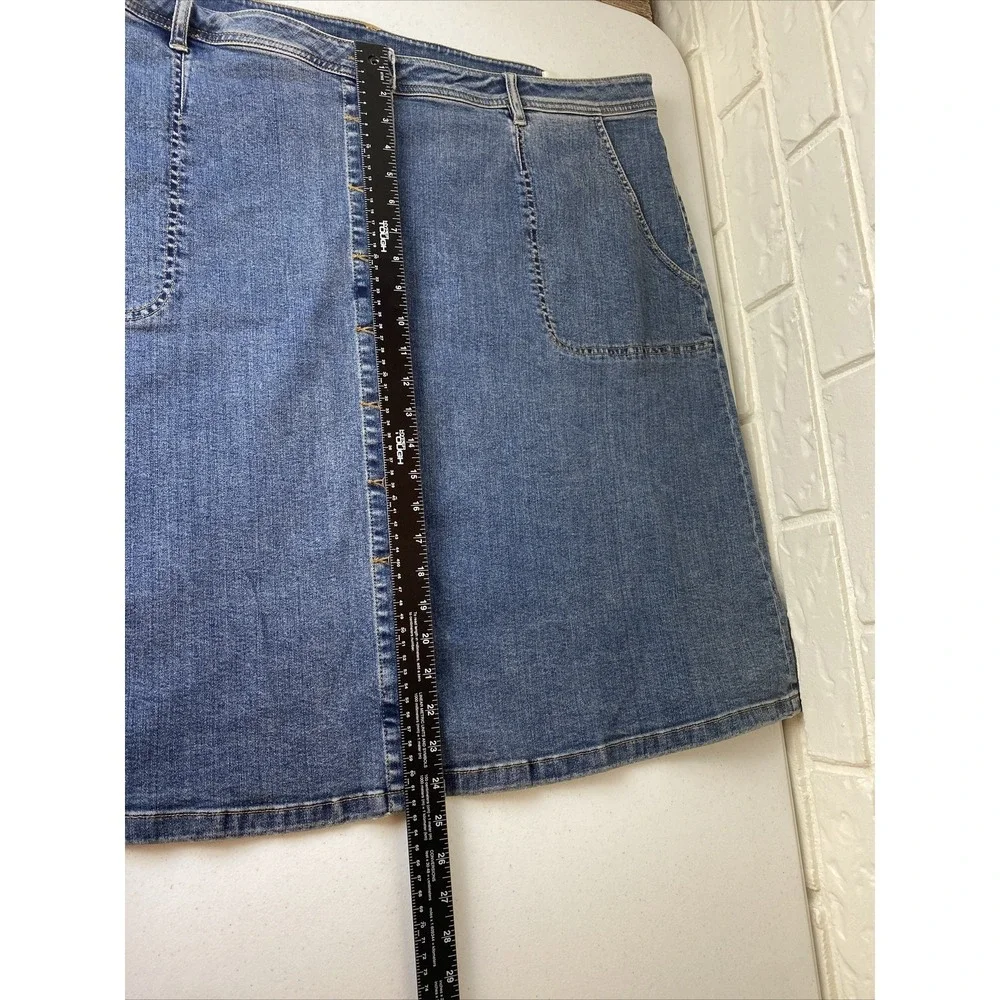 Two‎ By Vince Camuto Denim Skirt Women's Size 24W Med Wash Button Up Pockets